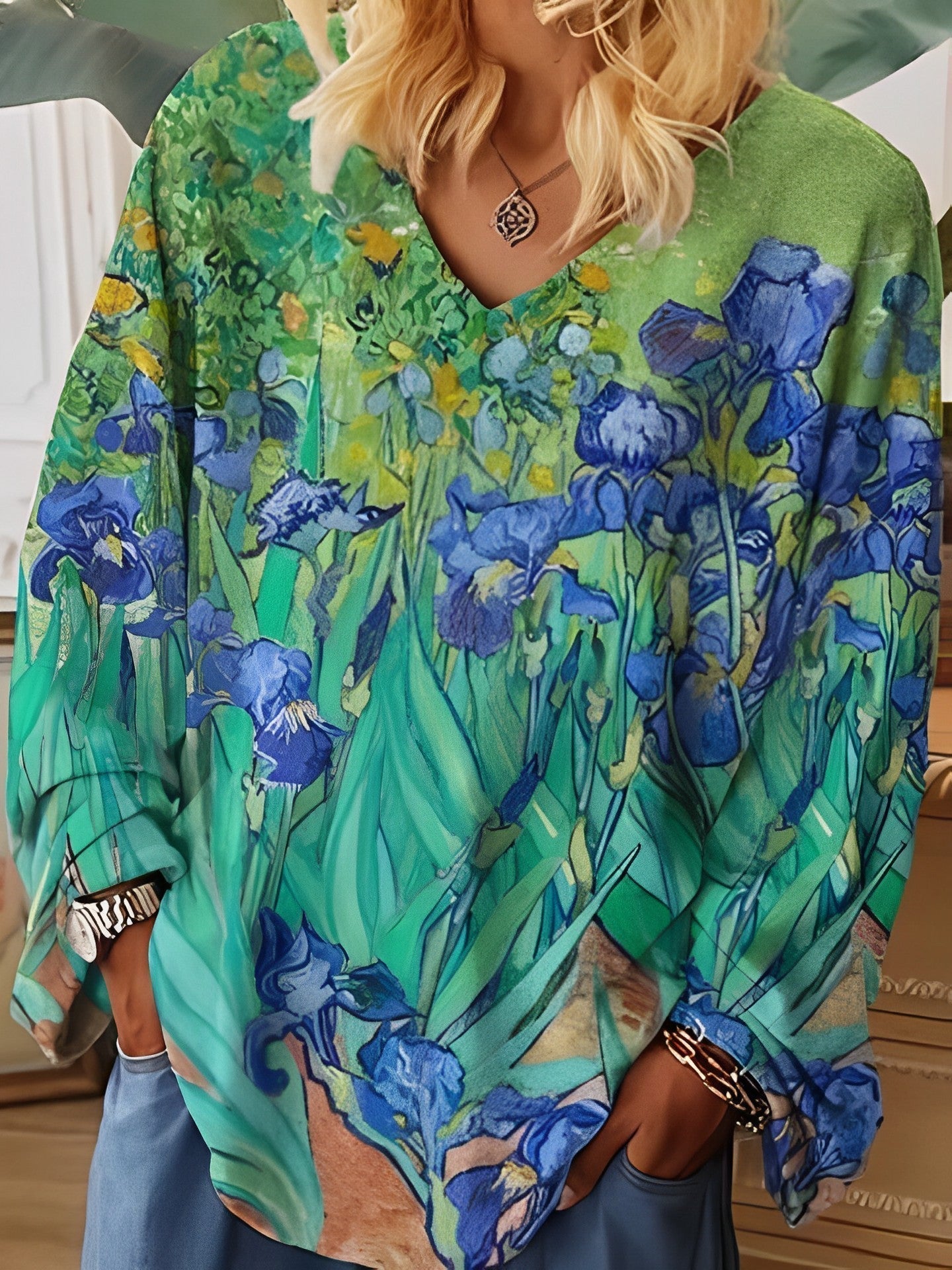 Camiseta con cuello en V de Van Gogh Art, ajuste holgado